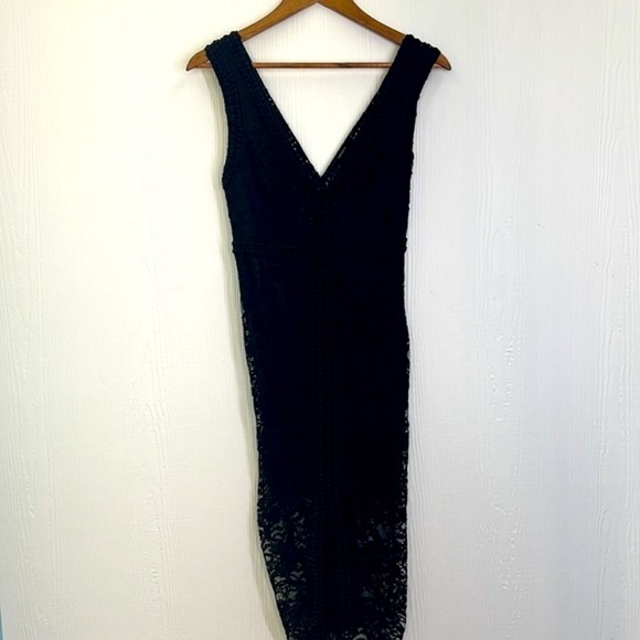 Forever 21 - Black Flat Lace Lined Deep V Neck Sleeveless Midi Dress Size Small - Picture 9 of 13